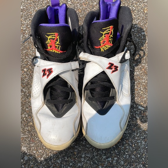 Air Jordan 8 Three Peat - Picture 5 of 5